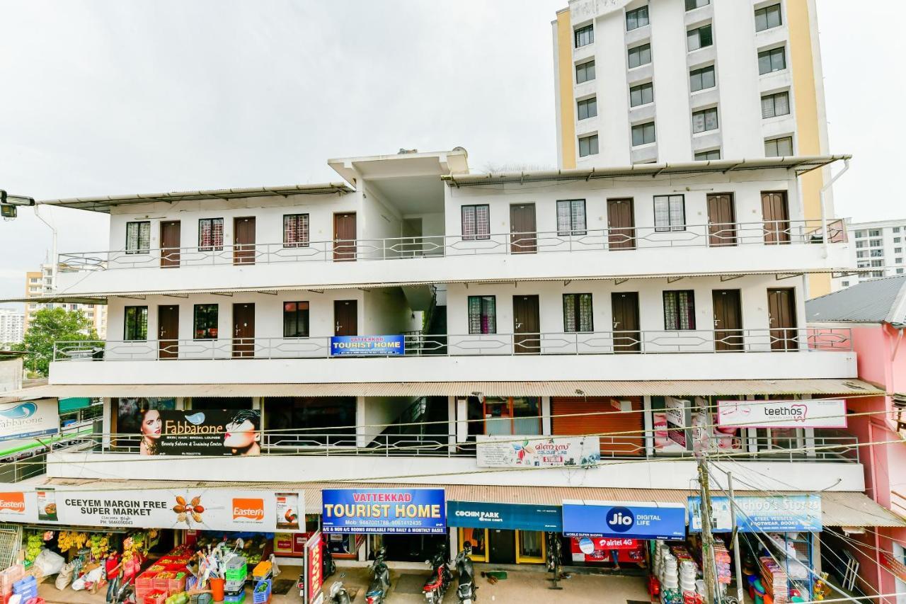 Spot On 39480 Vattekad Tourist Home Kakkanad Exterior photo